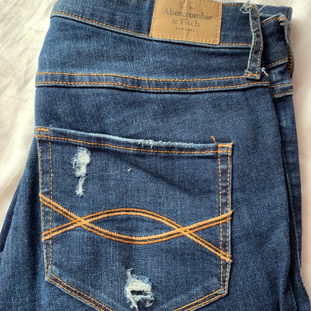 Abercrombie High rise dark wash skinny jeans